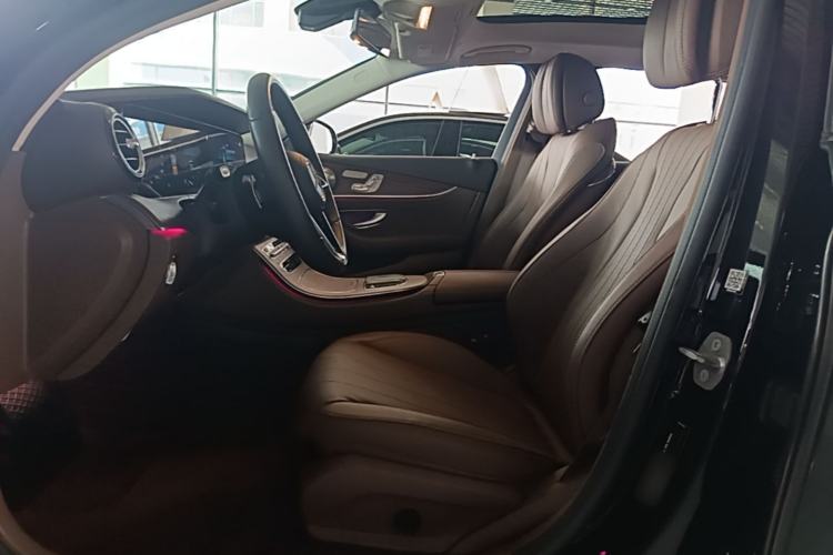 Used Mercedes-Benz E-Class 2023 Updated E 300 L Fashion Edition Left Front Seat