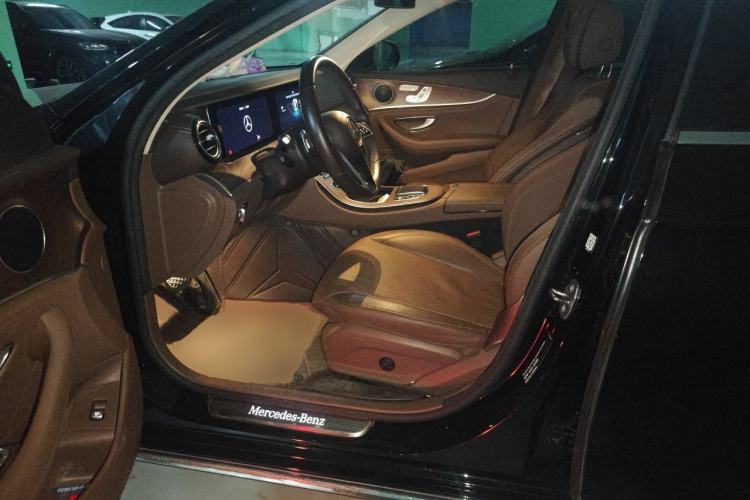 Used Mercedes-Benz E-Class 2023 Updated E 300 L Fashion Edition Left Front Seat