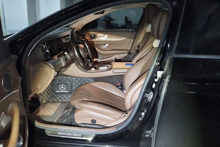 Used Mercedes-Benz E-Class 2023 Updated E 300 L Fashion Edition Left Front Seat