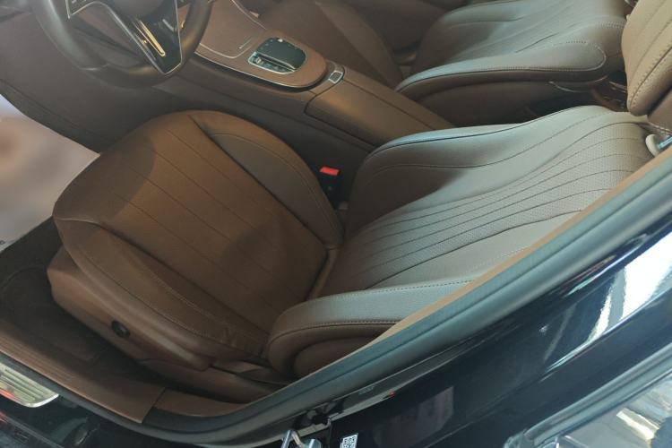 Used Mercedes-Benz E-Class 2023 Updated E 300 L Luxury Edition Left Front Seat