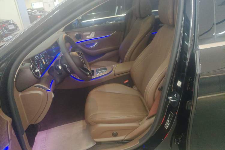 Used Mercedes-Benz E-Class 2023 Updated E 300 L Fashion Edition Left Front Seat