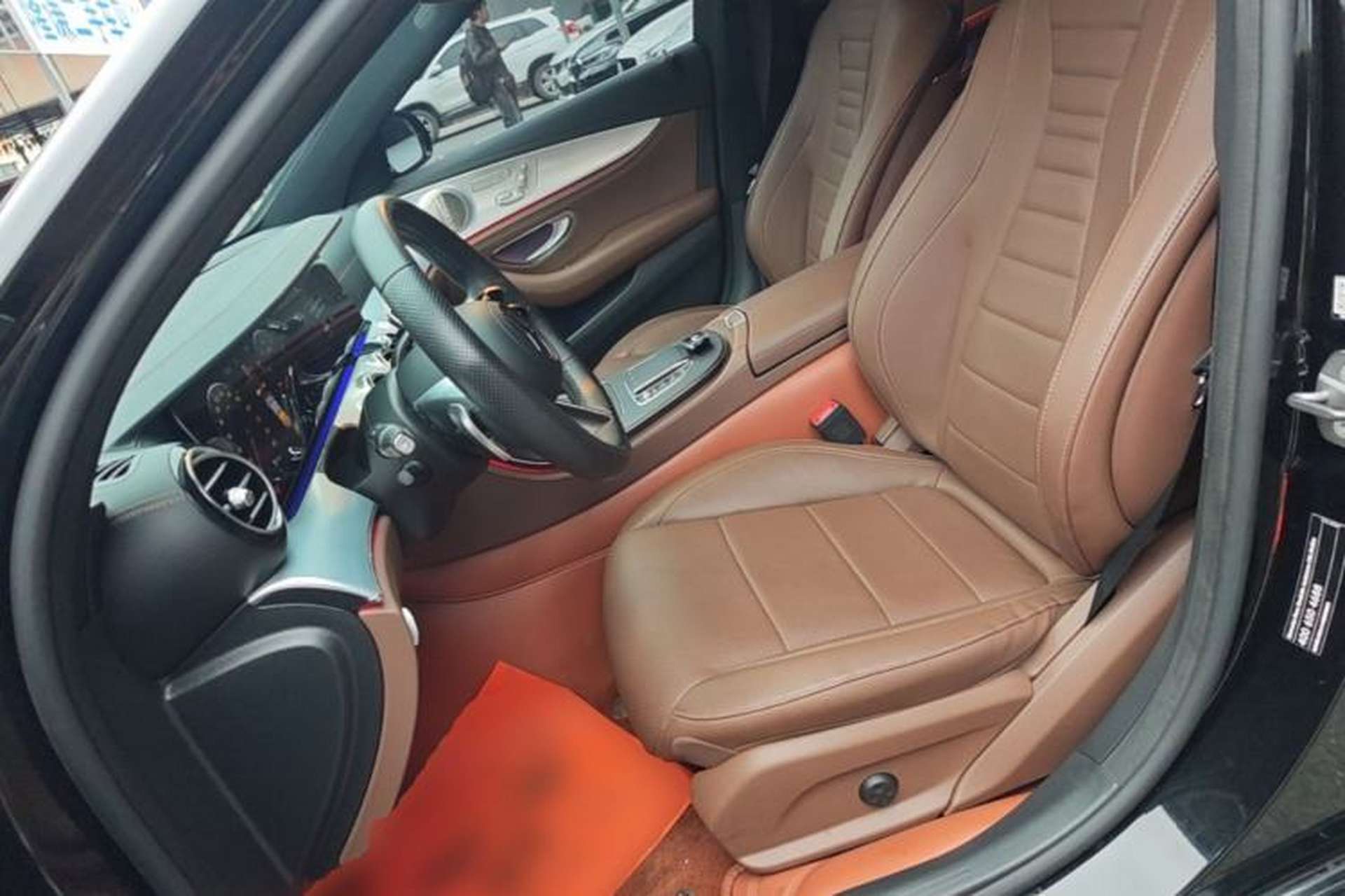 Used Mercedes-Benz E-Class 2023 Restyled E 300 L Sport Luxury Edition Left Front Seat