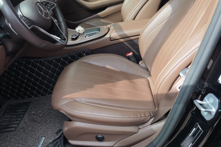 Used Mercedes-Benz E-Class 2023 Updated E 300 L Fashion Edition Left Front Seat