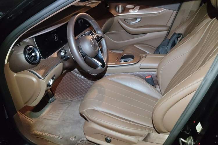 Used Mercedes-Benz E-Class 2023 Updated E 300 L Luxury Edition Left Front Seat