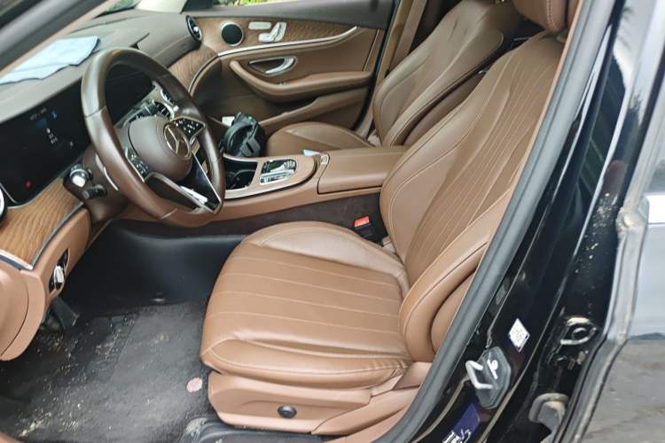 Used Mercedes-Benz E-Class 2023 Updated E 300 L Fashion Edition Left Front Seat