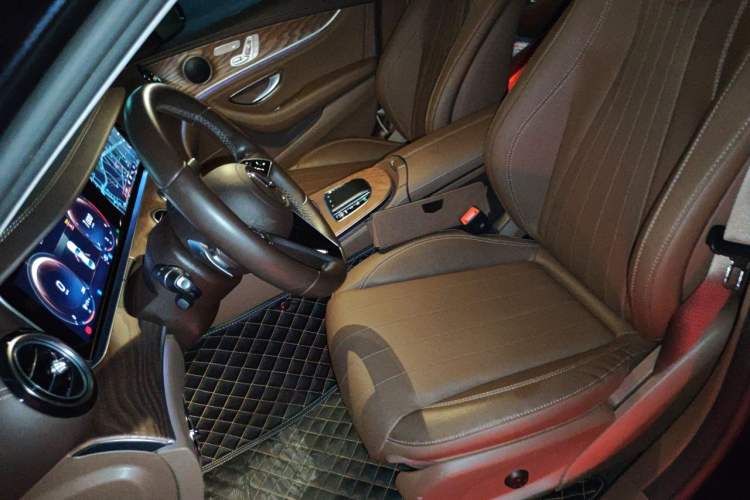 Used Mercedes-Benz E-Class 2023 Updated E 300 L Fashion Edition Left Front Seat