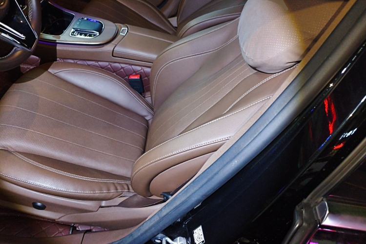 Used Mercedes-Benz E-Class 2023 Updated E 300 L Luxury Edition Left Front Seat