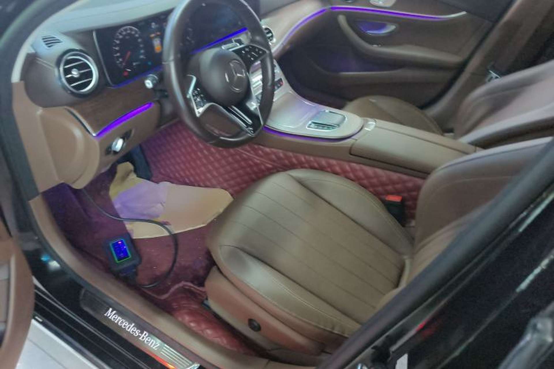 Used Mercedes-Benz E-Class 2023 Updated E 300 L Fashion Edition Left Front Seat