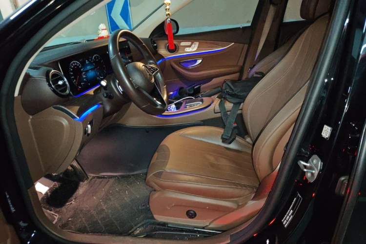 Used Mercedes-Benz E-Class 2023 Updated E 300 L Fashion Edition Left Front Seat
