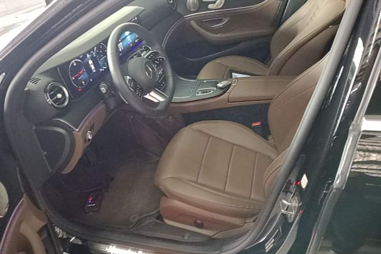 Used Mercedes-Benz E-Class 2023 Restyled E 300 L Sport Luxury Edition Left Front Seat