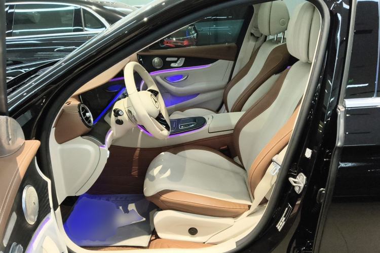 Used Mercedes-Benz E-Class 2023 Updated E 300 L Fashion Edition Left Front Seat