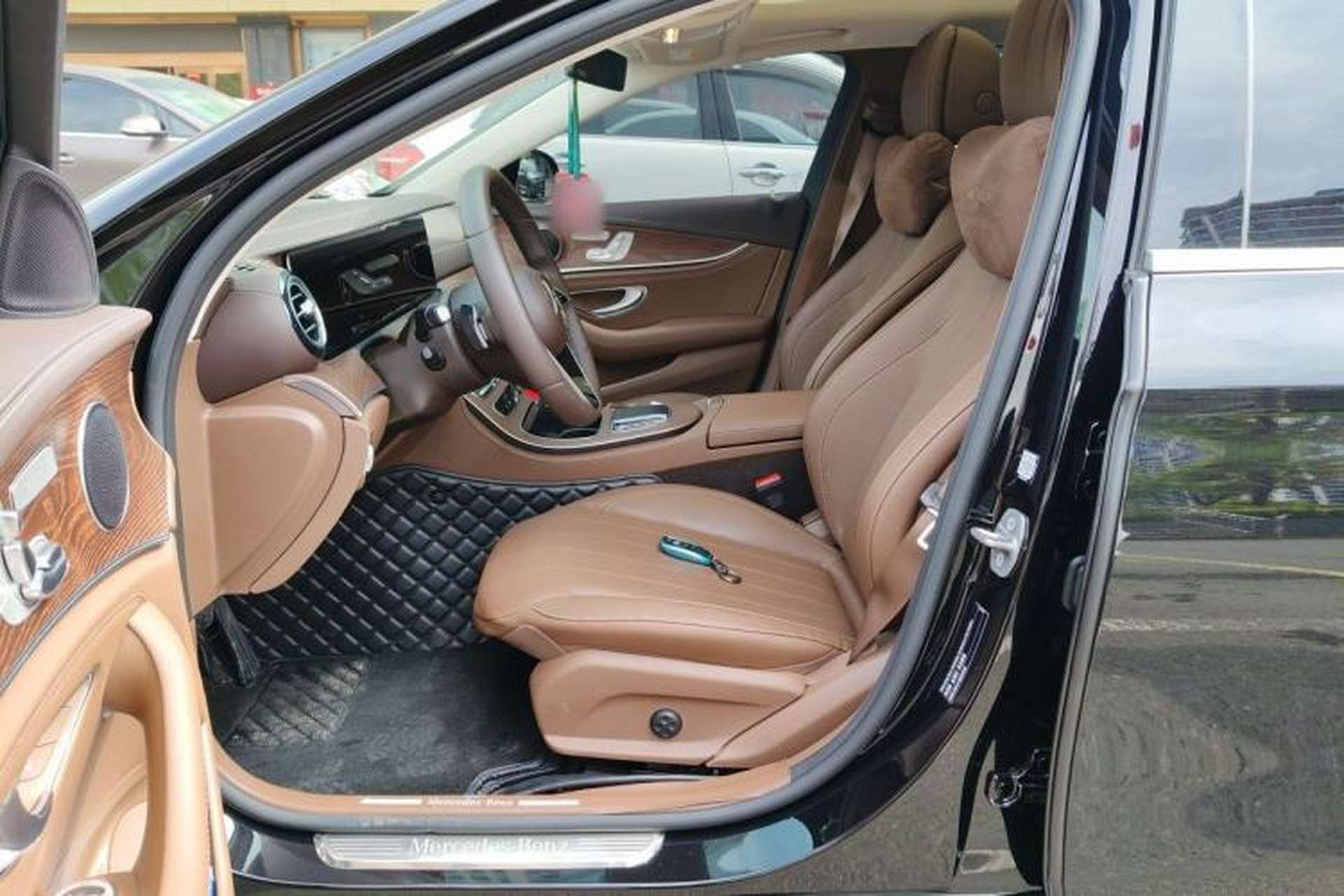 Used Mercedes-Benz E-Class 2023 E 300 L Stylish Model Left Front Seat