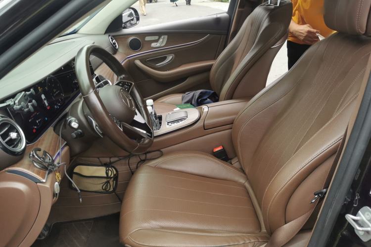 Used Mercedes-Benz E-Class 2023 Updated E 300 L Fashion Edition Left Front Seat