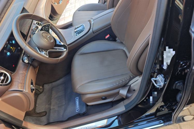 Used Mercedes-Benz E-Class 2023 Updated E 300 L Fashion Edition Left Front Seat