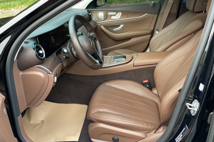 Used Mercedes-Benz E-Class 2023 Updated E 300 L Fashion Edition Left Front Seat