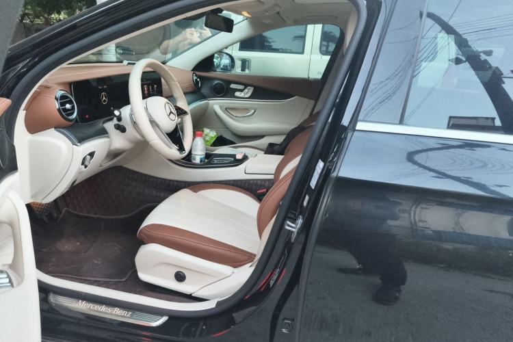 Used Mercedes-Benz E-Class 2023 Updated E 300 L Fashion Edition Left Front Seat