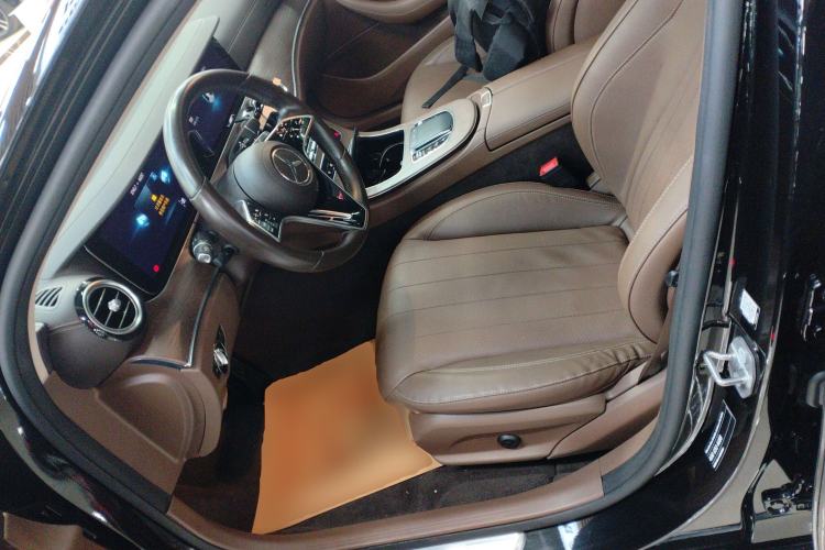 Used Mercedes-Benz E-Class 2023 E 300 L Luxury Model Left Front Seat