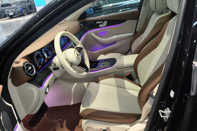 Used Mercedes-Benz E-Class 2023 Updated E 300 L Fashion Edition Left Front Seat