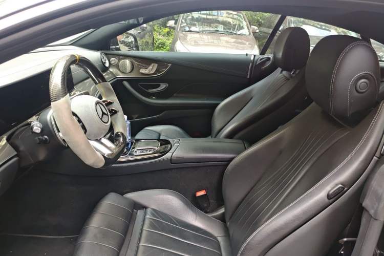 Used Mercedes-Benz E-Class 2023 E 260 Coupe Left Front Seat