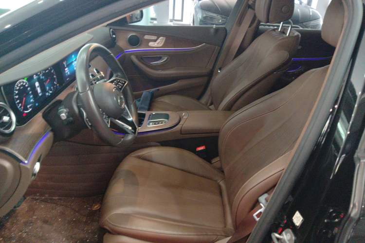 Used Mercedes-Benz E-Class 2023 Updated E 300 L Fashion Edition Left Front Seat