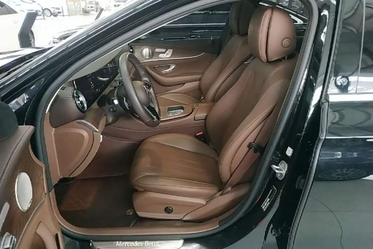 Used Mercedes-Benz E-Class 2023 Updated E 300 L Luxury Edition Left Front Seat