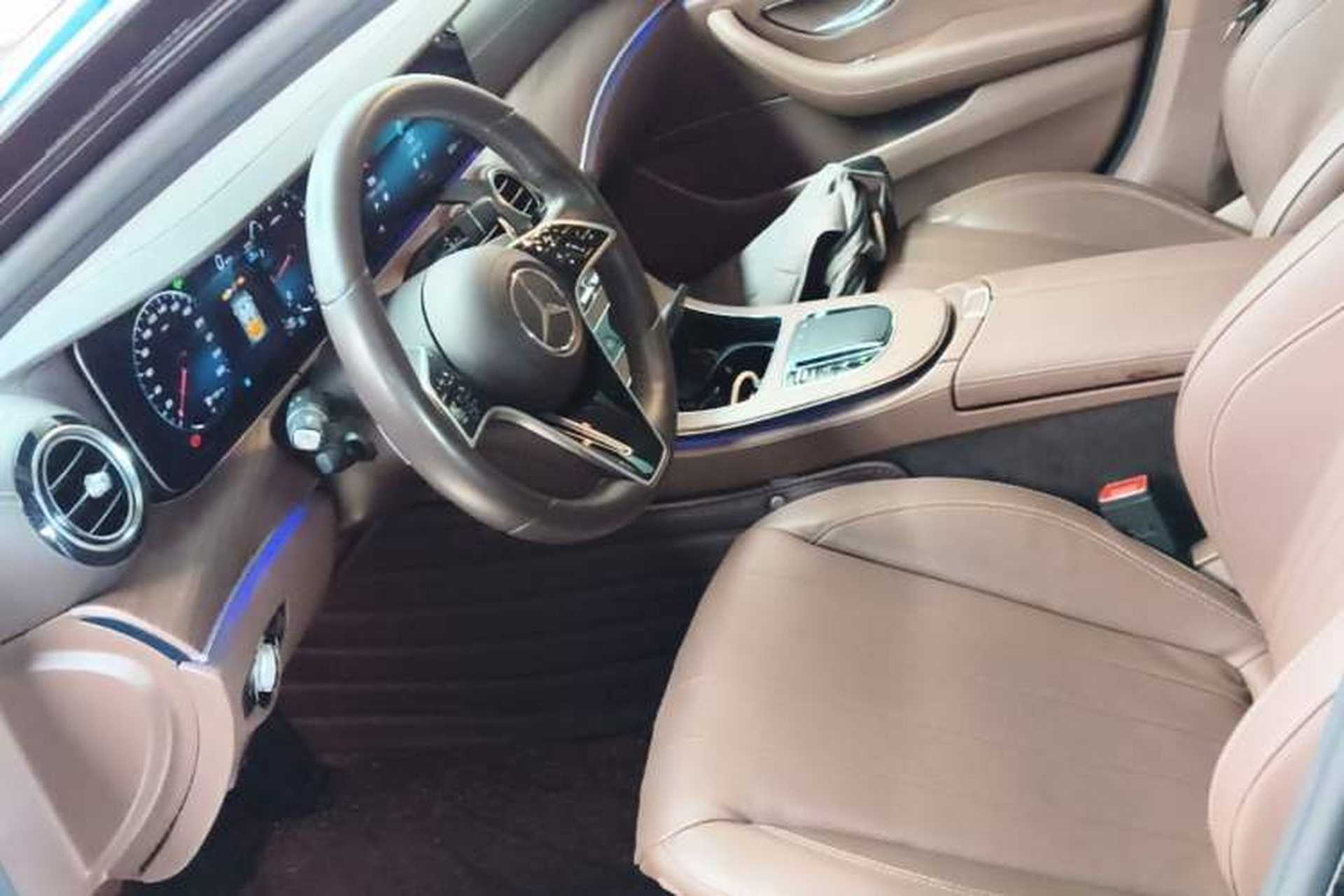 Used Mercedes-Benz E-Class 2023 Updated E 300 L Fashion Edition Left Front Seat