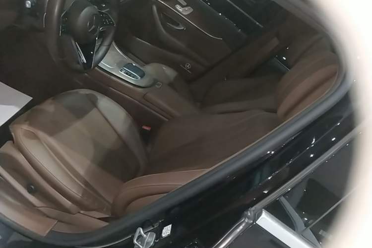 Used Mercedes-Benz E-Class 2023 E 300 L Luxury Model Left Front Seat
