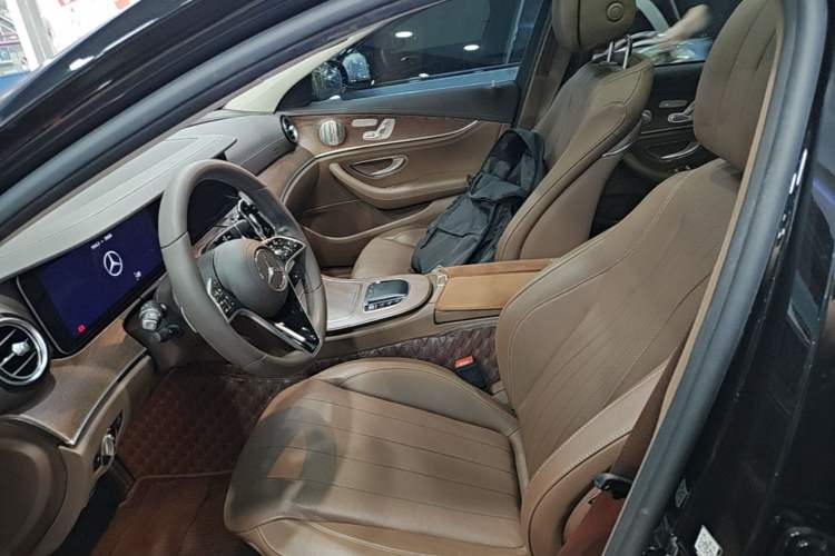 Used Mercedes-Benz E-Class 2023 E 300 L Luxury Model Left Front Seat