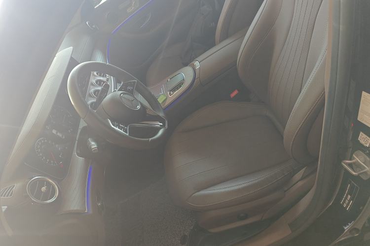 Used Mercedes-Benz E-Class 2023 Updated E 300 L Fashion Edition Left Front Seat