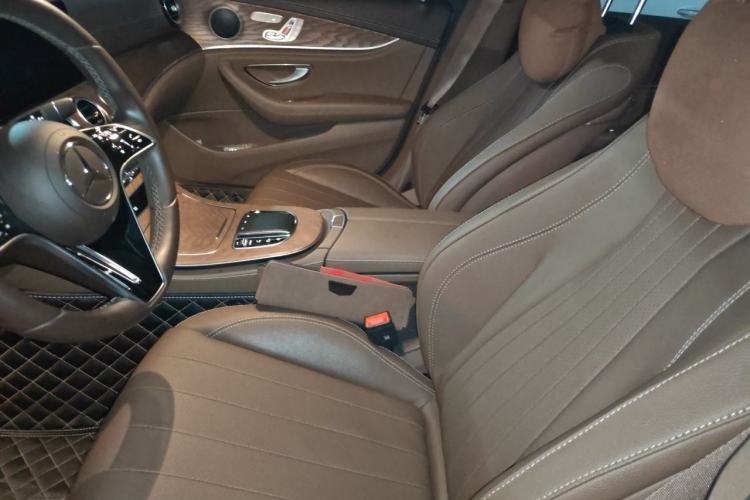 Used Mercedes-Benz E-Class 2023 Updated E 300 L Fashion Edition Left Front Seat