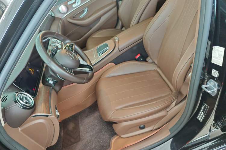 Used Mercedes-Benz E-Class 2023 Updated E 300 L Fashion Edition Left Front Seat