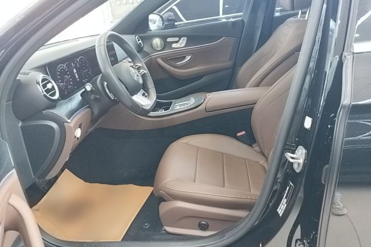 Used Mercedes-Benz E-Class 2023 Restyled E 300 L Sport Luxury Edition Left Front Seat