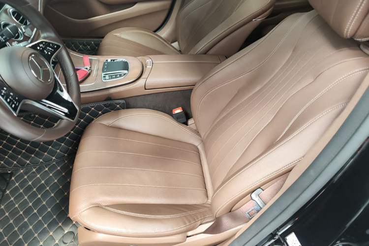 Used Mercedes-Benz E-Class 2023 Updated E 300 L Luxury Edition Left Front Seat