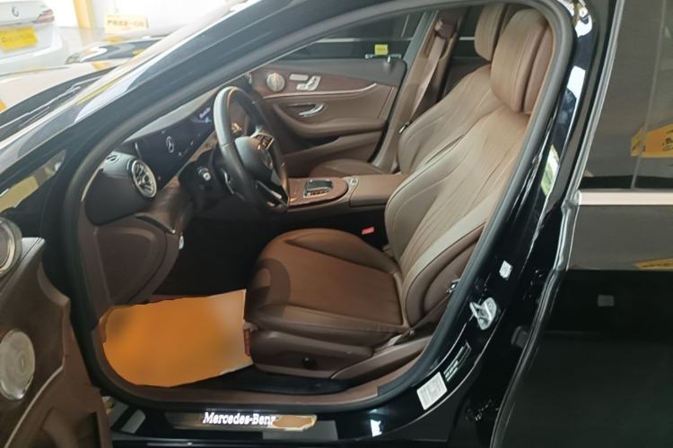 Used Mercedes-Benz E-Class 2023 Updated E 300 L Fashion Edition Left Front Seat