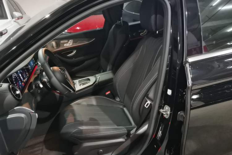 Used Mercedes-Benz E-Class 2023 Updated E 300 L Luxury Edition Left Front Seat