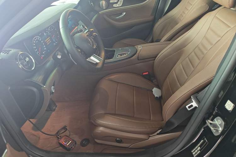 Used Mercedes-Benz E-Class 2023 Restyled E 300 L Sport Luxury Edition Left Front Seat