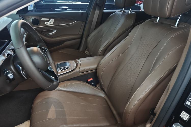 Used Mercedes-Benz E-Class 2023 Updated E 300 L Fashion Edition Left Front Seat