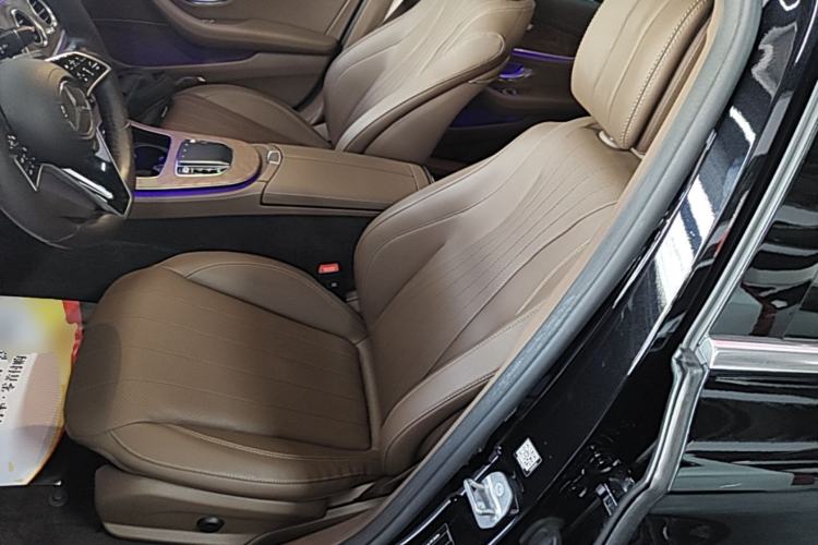 Used Mercedes-Benz E-Class 2023 Updated E 300 L Fashion Edition Left Front Seat
