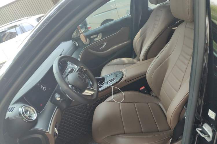 Used Mercedes-Benz E-Class 2023 Restyled E 300 L Sporty and Stylish Edition Left Front Seat