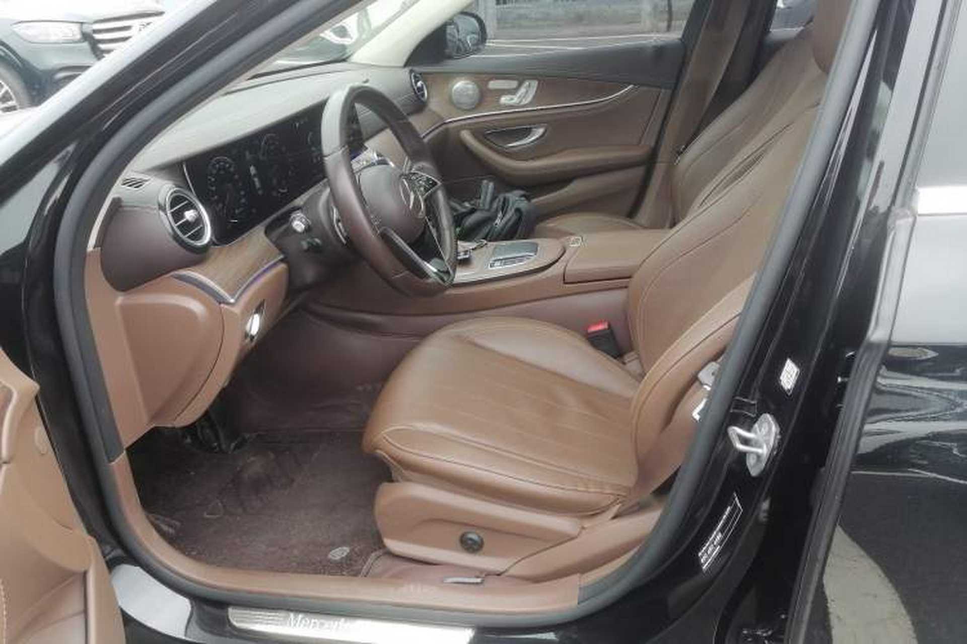 Used Mercedes-Benz E-Class 2023 Updated E 300 L Fashion Edition Left Front Seat