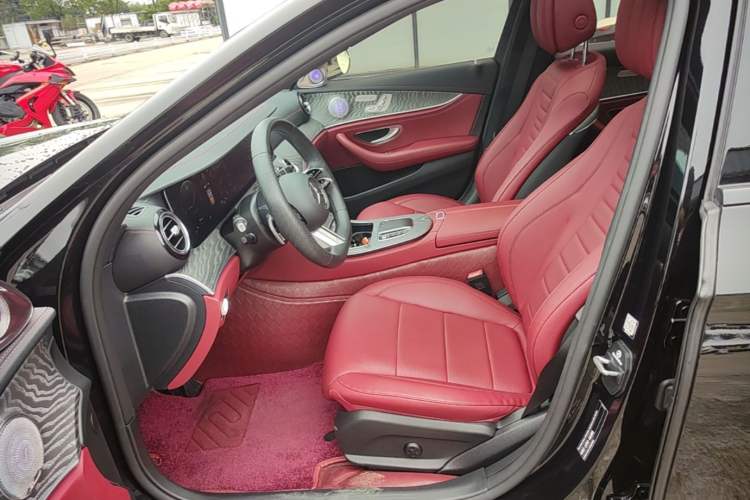 Used Mercedes-Benz E-Class 2023 Restyled E 300 L Sporty and Stylish Edition Left Front Seat