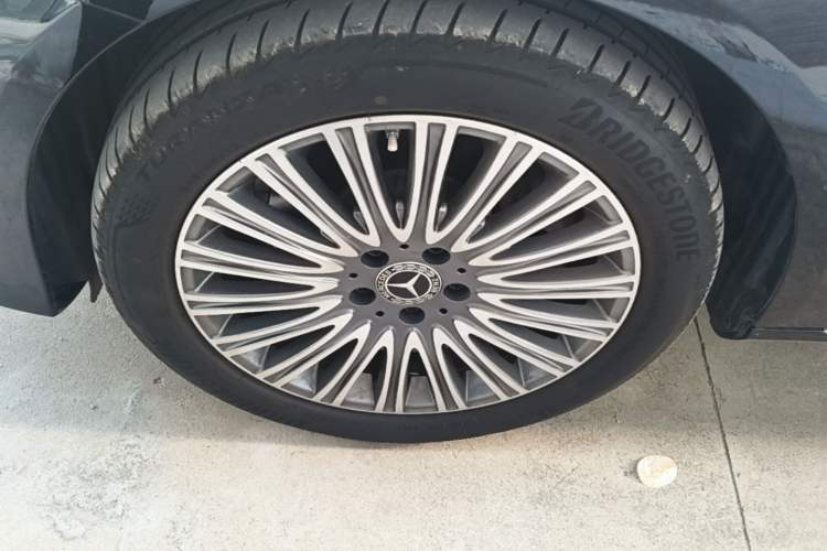 Used Mercedes-Benz E-Class 2023 E 260 L Left Front Wheel Hub