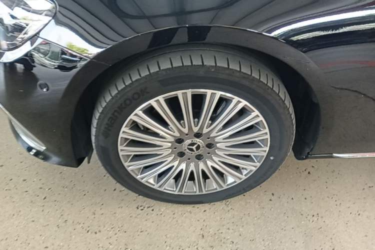 Used Mercedes-Benz E-Class 2023 Updated E 300 L Fashion Edition Left Front Wheel Hub