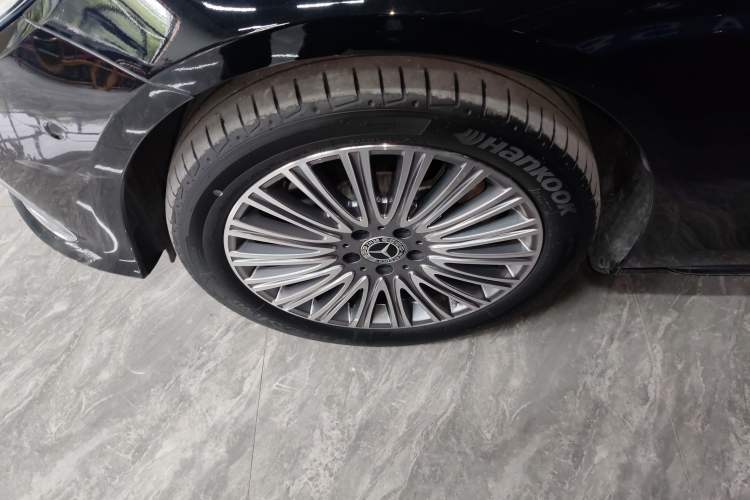 Used Mercedes-Benz E-Class 2023 E 300 L Stylish Model Left Front Wheel Hub