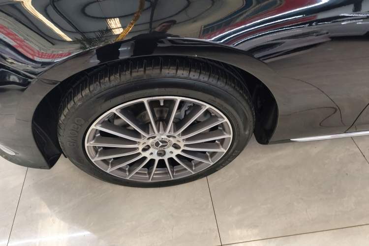 Used Mercedes-Benz E-Class 2023 E 260 L Left Front Wheel Hub