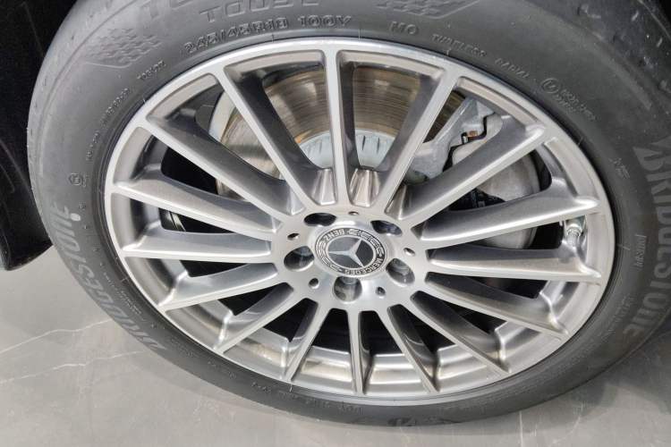 Used Mercedes-Benz E-Class 2023 Facelift E 260 L Left Front Wheel Hub