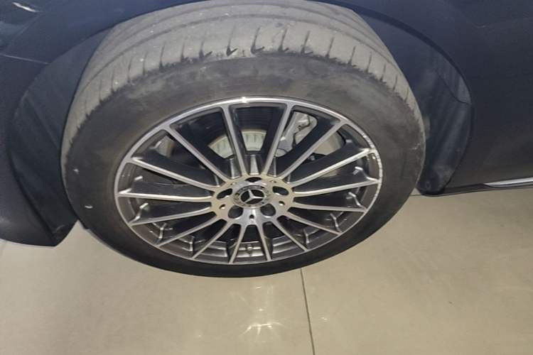 Used Mercedes-Benz E-Class 2023 E 260 L Left Front Wheel Hub