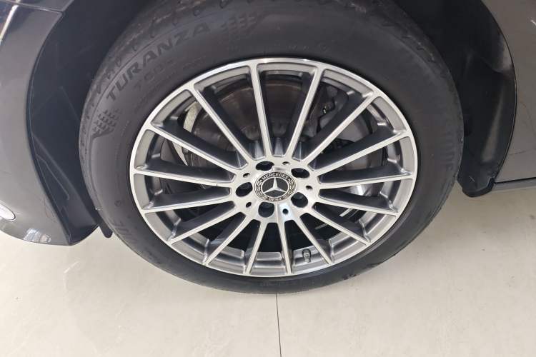 Used Mercedes-Benz E-Class 2023 Facelift E 260 L Left Front Wheel Hub