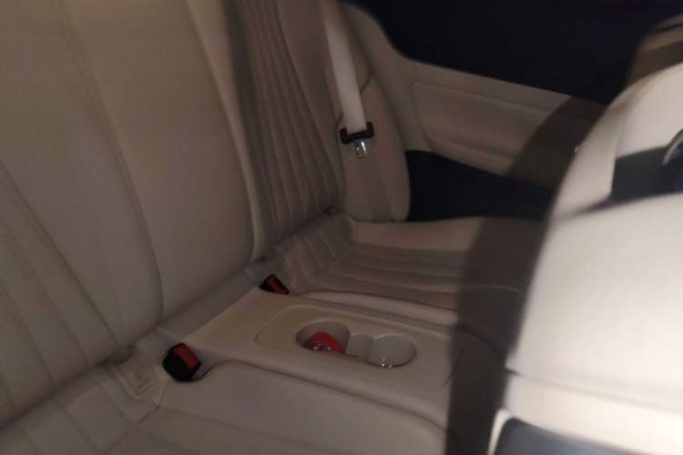 Used Mercedes-Benz E-Class 2023 E 260 Coupe Left Rear Seat