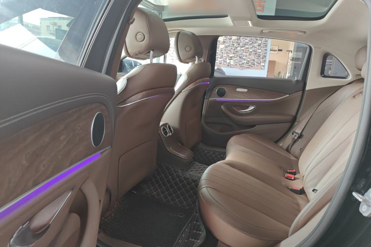 Used Mercedes-Benz E-Class 2023 Updated E 300 L Fashion Edition Left Rear Seat